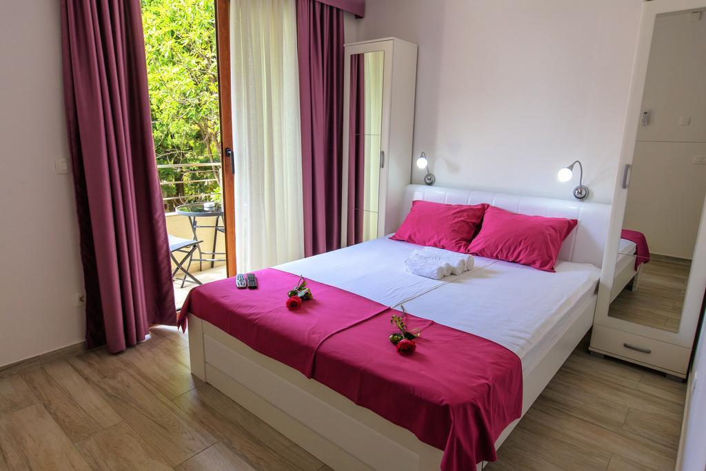 Apartments Matkovic Lux Sutomore Exterior foto
