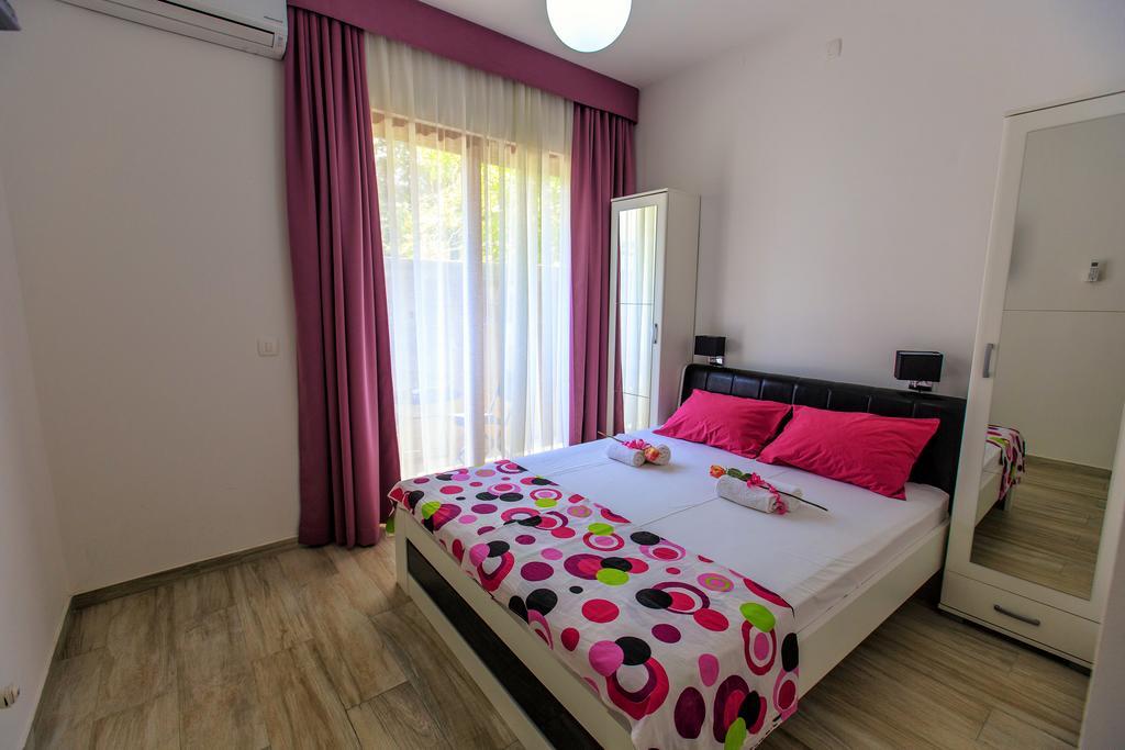 Apartments Matkovic Lux Sutomore Exterior foto