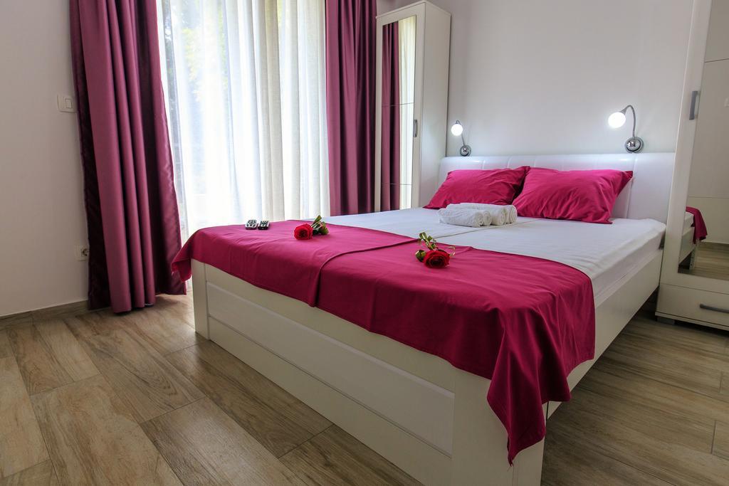 Apartments Matkovic Lux Sutomore Exterior foto