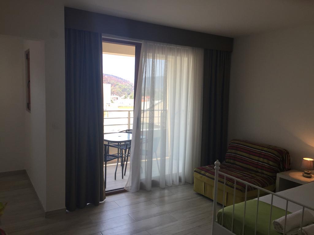Apartments Matkovic Lux Sutomore Exterior foto